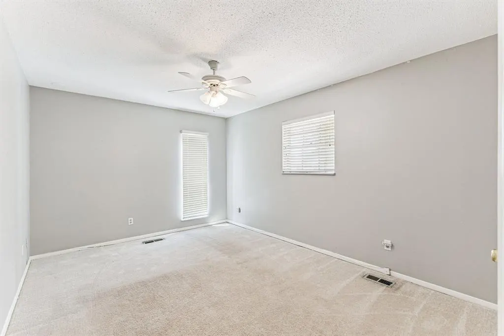 Photo 23 — 3025 Hemingford Lane, Oklahoma City, OK 73120