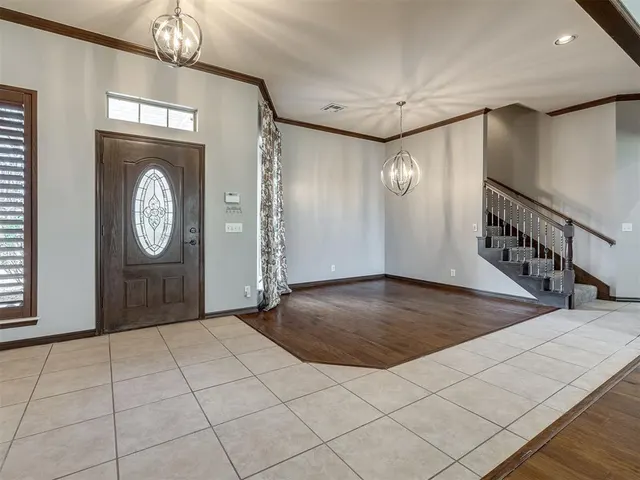 Photo 3 — 3232 Songwood Drive, Edmond, OK 73003