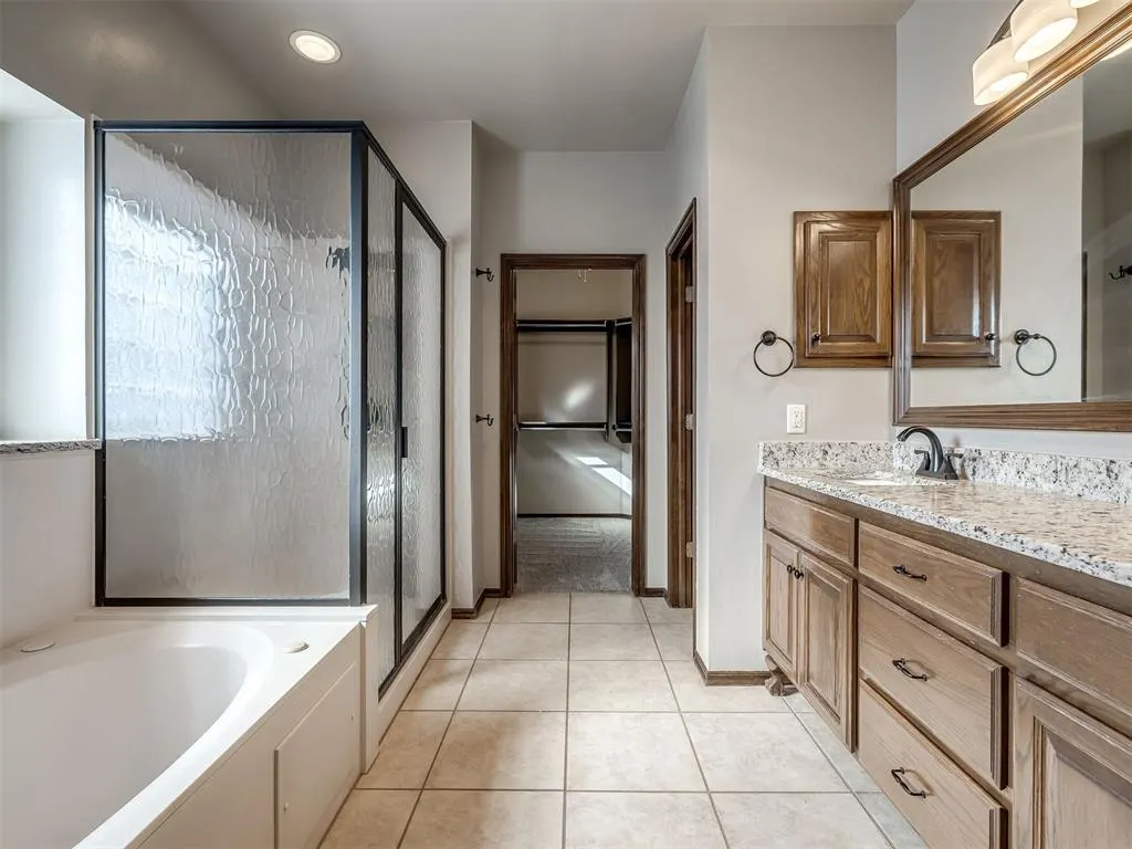 Photo 22 — 3232 Songwood Drive, Edmond, OK 73003