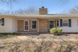 Sold home at 321 Landsaw Drive
