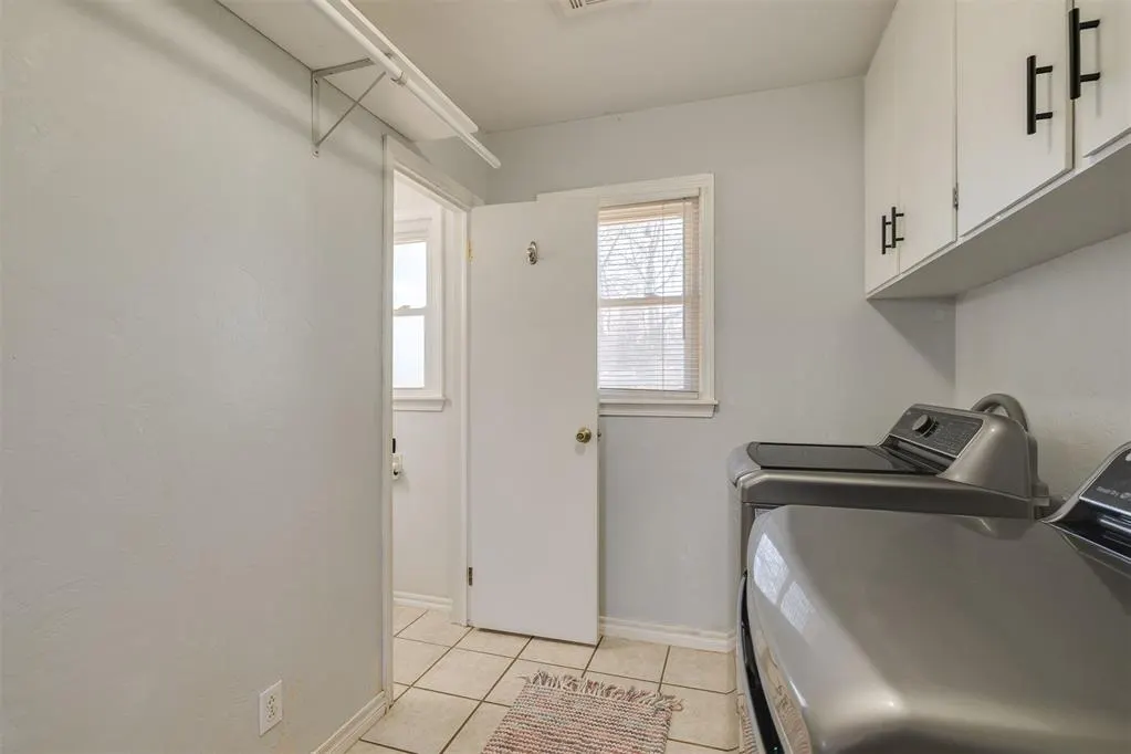Photo 35 — 321 Landsaw Drive, Chandler, OK 74834
