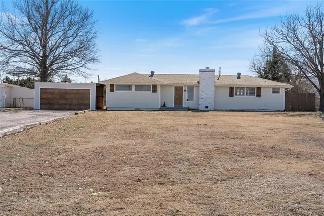 Photo 2 — 1020 NE 122nd Street, Oklahoma City, OK 73131