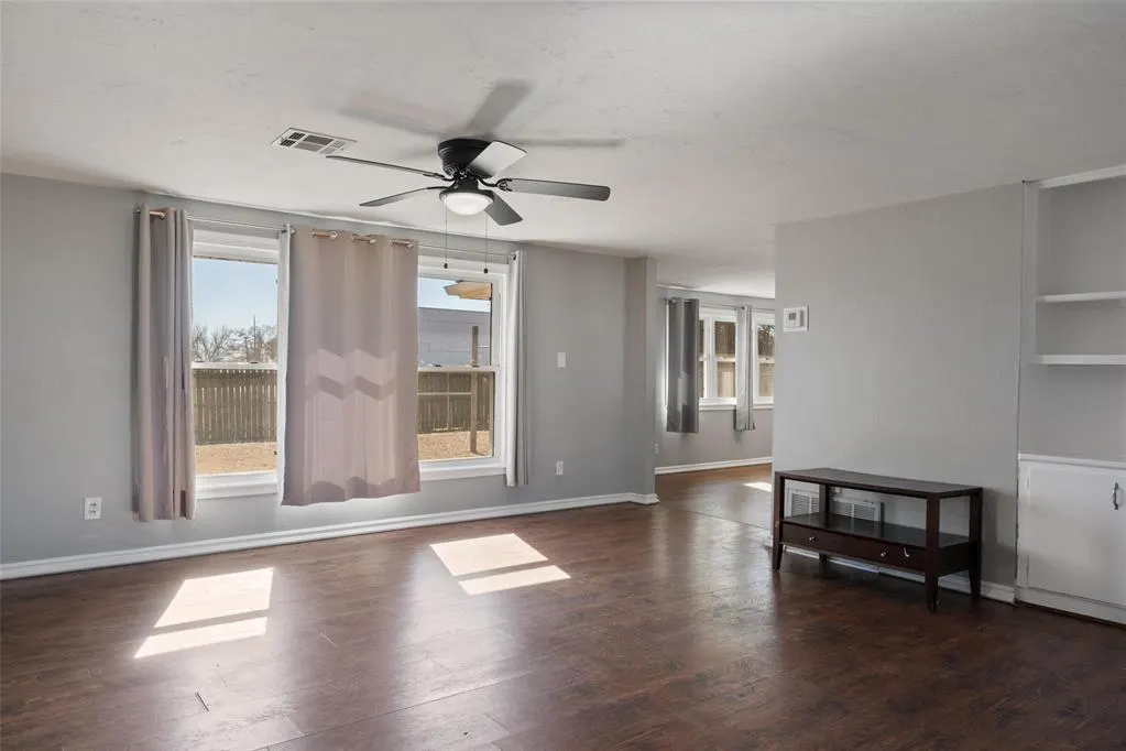 Photo 6 — 1020 NE 122nd Street, Oklahoma City, OK 73131