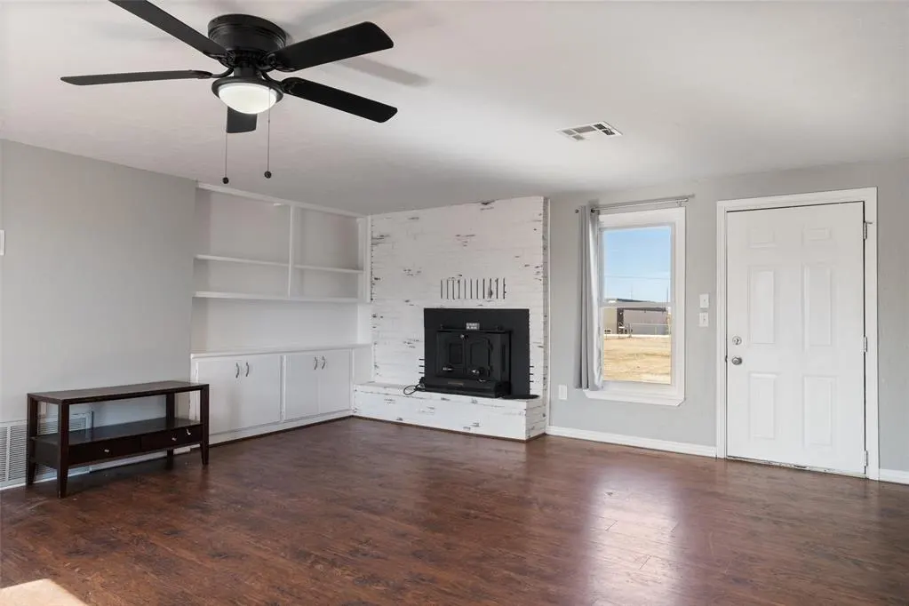 Photo 7 — 1020 NE 122nd Street, Oklahoma City, OK 73131
