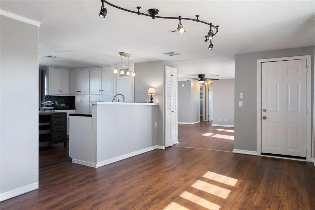 Photo 10 — 1020 NE 122nd Street, Oklahoma City, OK 73131