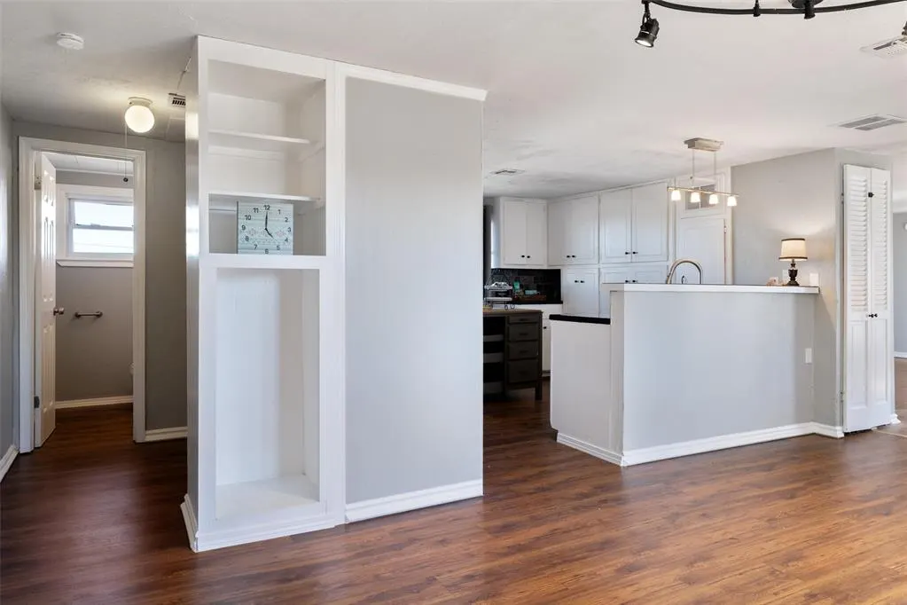 Photo 11 — 1020 NE 122nd Street, Oklahoma City, OK 73131