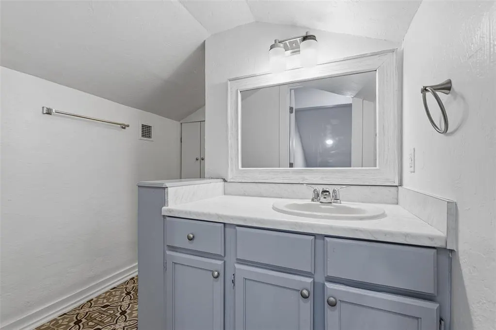 Photo 23 — 1701 N Post Road, Midwest City, OK 73141