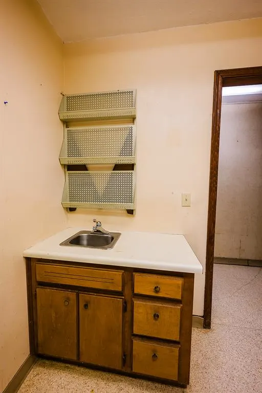 Photo 22 — 111 Jameson Drive, Wynnewood, OK 73098