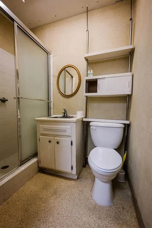 Photo 38 — 111 Jameson Drive, Wynnewood, OK 73098