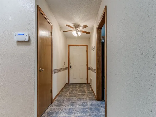 Photo 6 — 1228 SW 99th Terrace, Oklahoma City, OK 73139