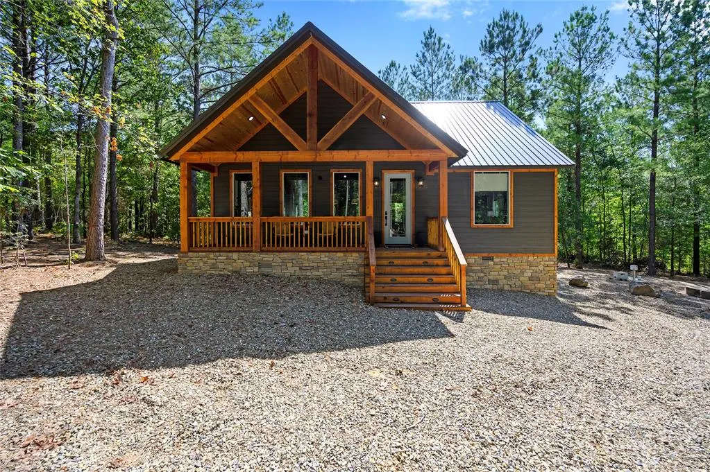 Front exterior — 118 Jericho Road, Broken Bow, OK 74728