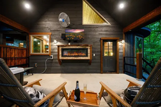 Photo 6 — 667 Chinook Road, Broken Bow, OK 74728