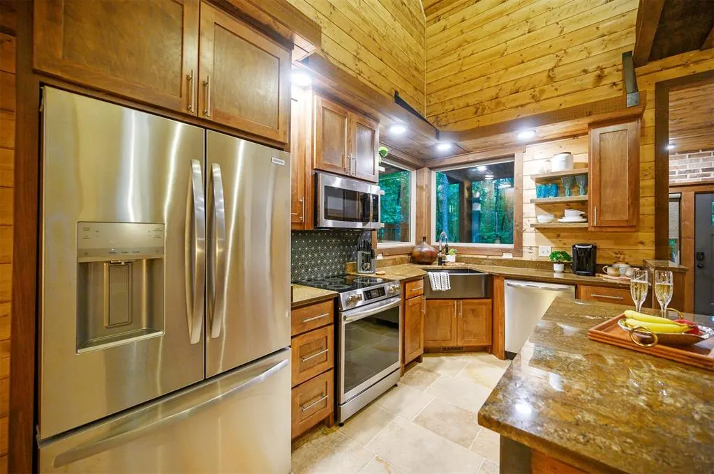 Photo 11 — 667 Chinook Road, Broken Bow, OK 74728