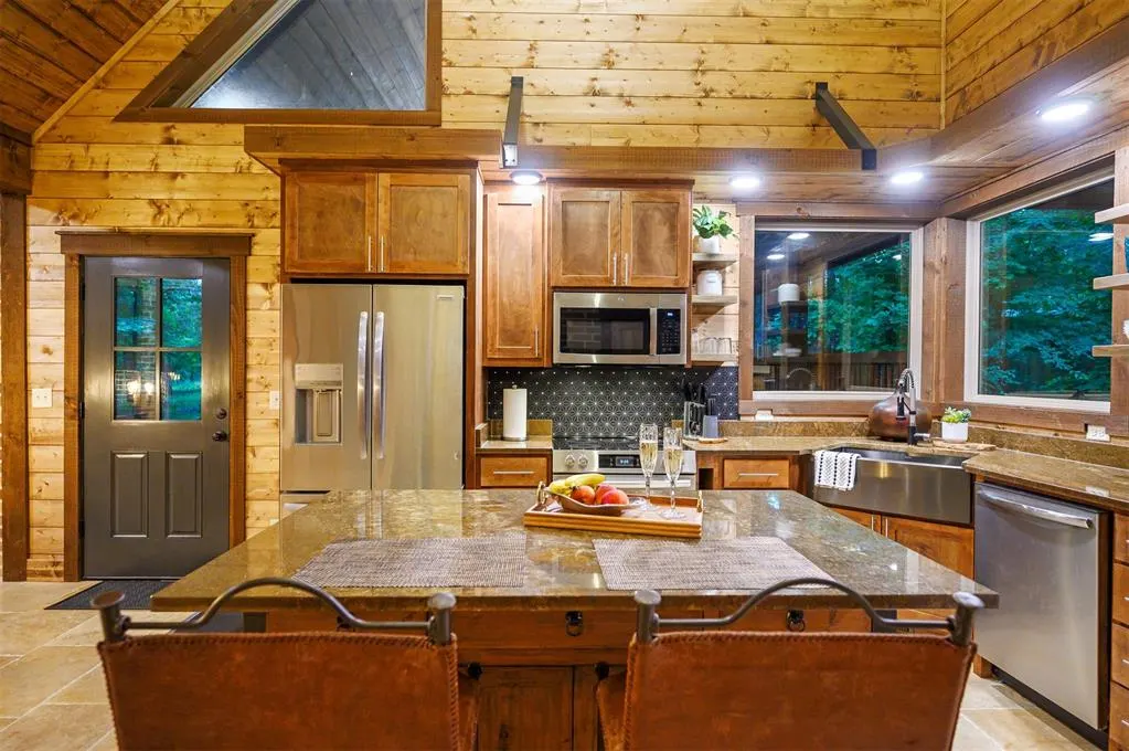 Photo 13 — 667 Chinook Road, Broken Bow, OK 74728