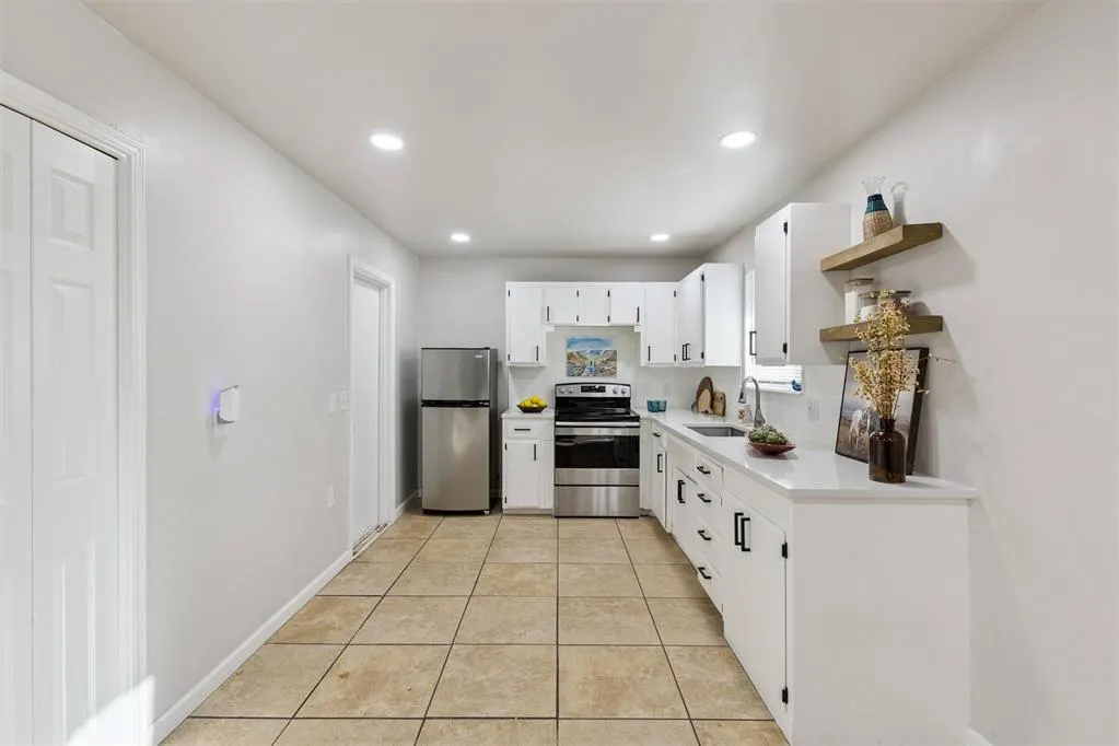 Photo 14 — 6308 N Hammond Avenue, Oklahoma City, OK 73122