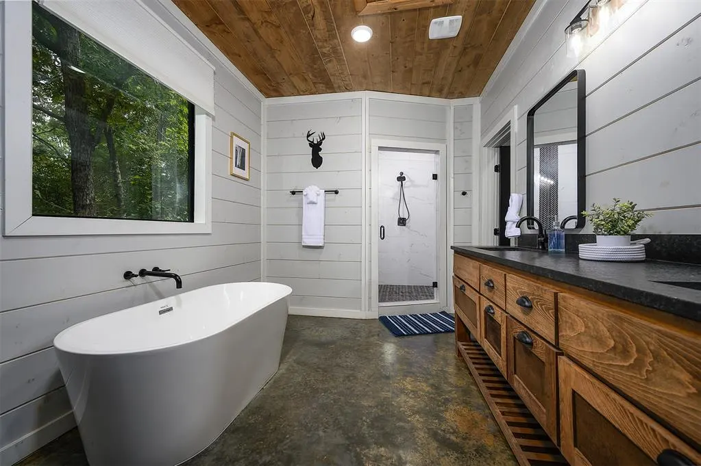 Photo 10 — 249 N Alaqua Trail, Broken Bow, OK 74728