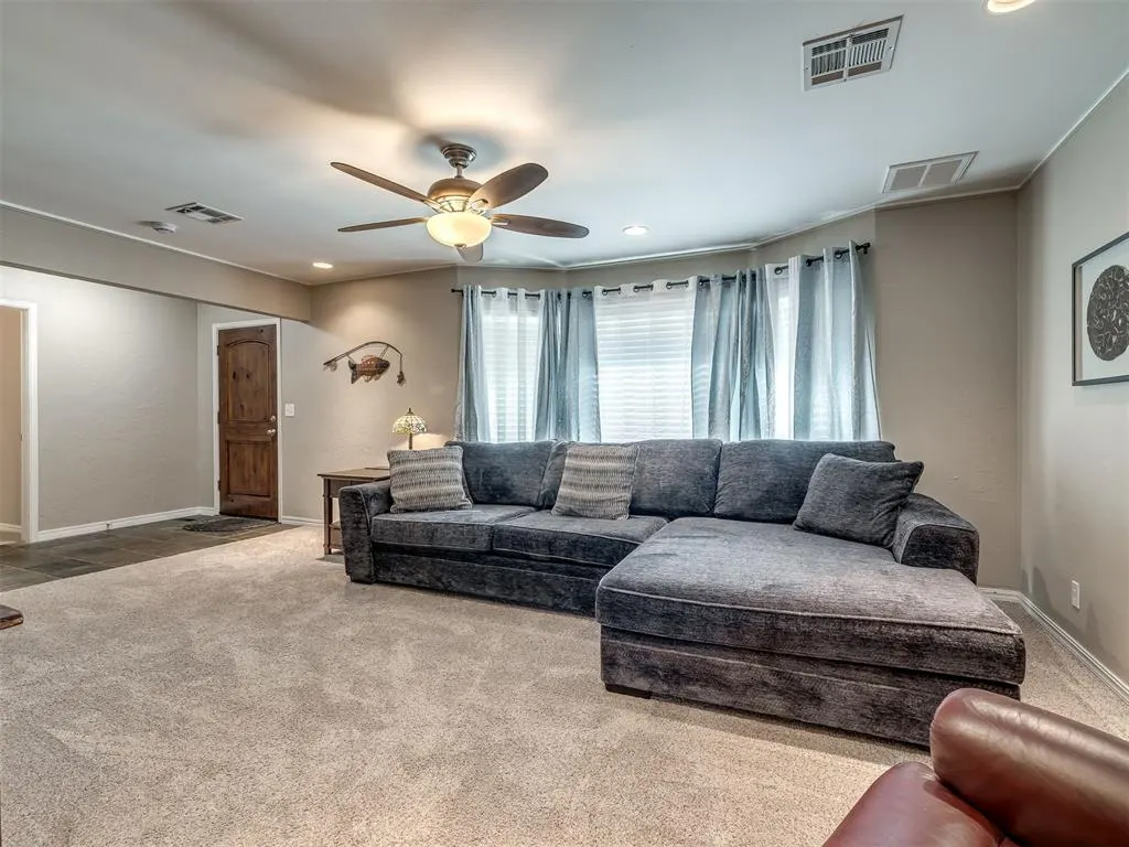 Photo 6 — 3125 NW 70th Street, Oklahoma City, OK 73116