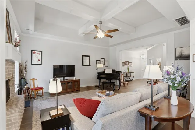 Photo 3 — 8616 Snow Court, Edmond, OK 73007