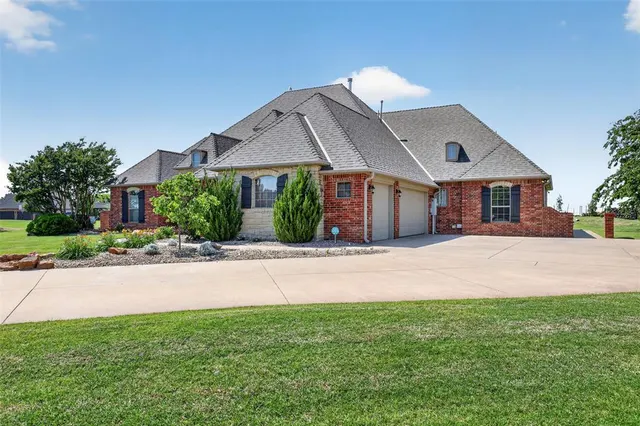 Photo 6 — 22811 Cedar Ridge Road, Edmond, OK 73025