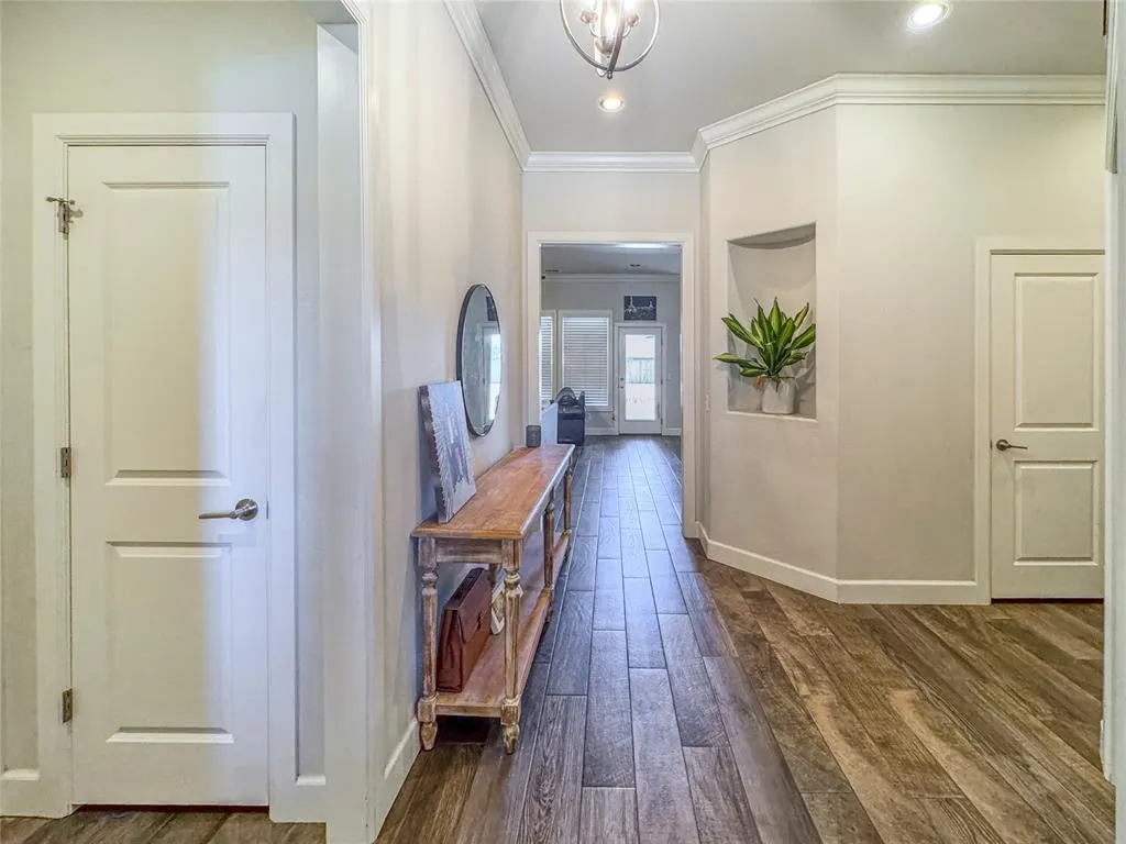 Photo 4 — 4304 St Augustine Street, Mustang, OK 73064