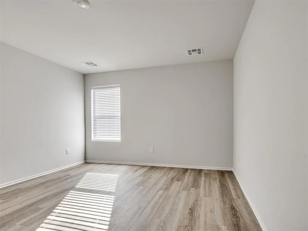 Photo 33 — Address unavailable, Mustang, OK 73064