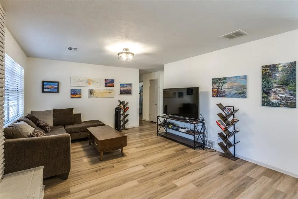 Photo 12 — 8201 NW 18th Street, Oklahoma City, OK 73127