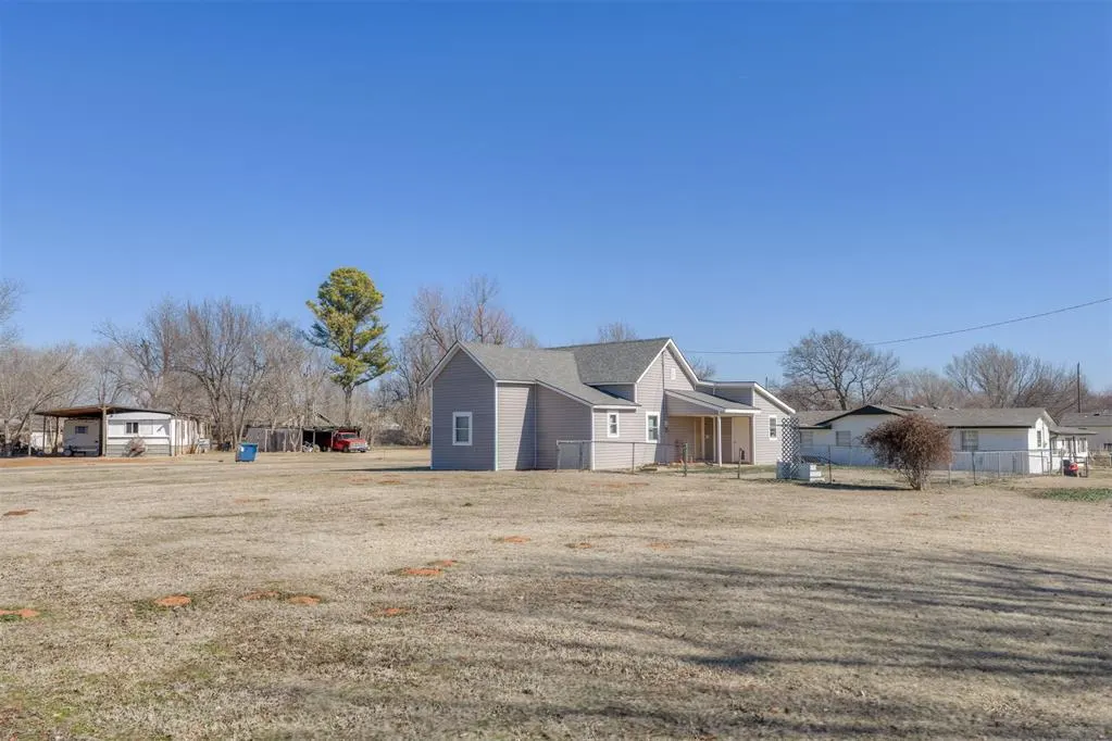 Photo 41 — 109 E Cummings Avenue, Mulhall, OK 73063