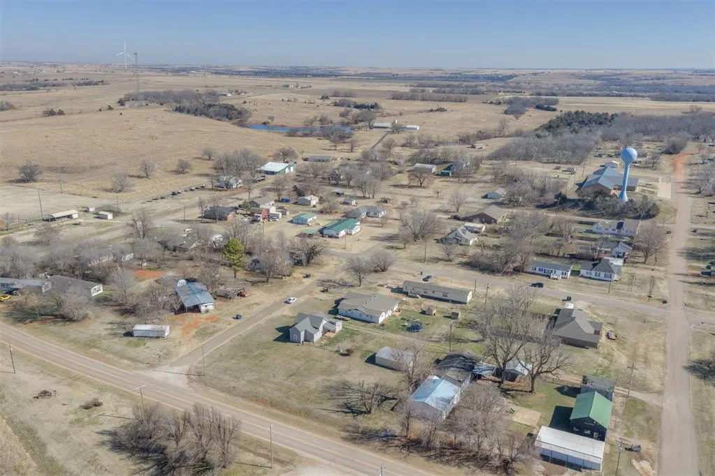 Photo 45 — 109 E Cummings Avenue, Mulhall, OK 73063