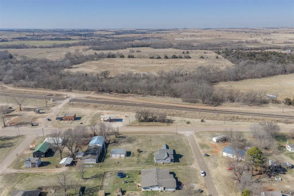 Photo 47 — 109 E Cummings Avenue, Mulhall, OK 73063