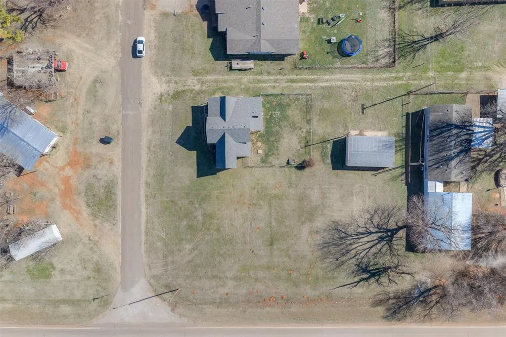 Photo 49 — 109 E Cummings Avenue, Mulhall, OK 73063