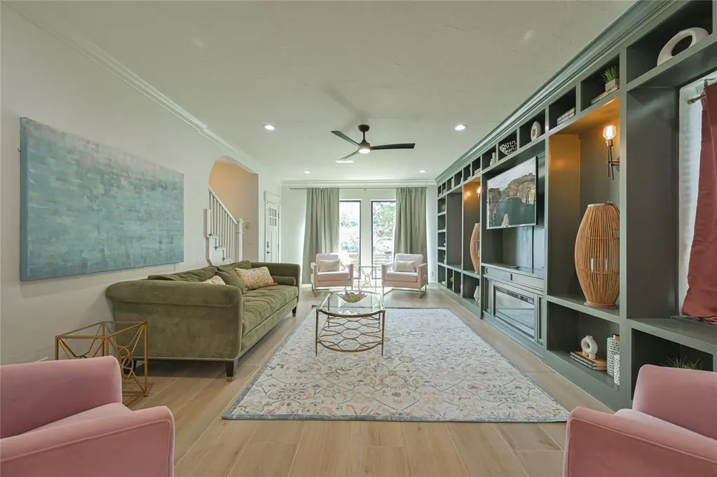 Photo 7 — 1129 NE 14 Street, Oklahoma City, OK 73117