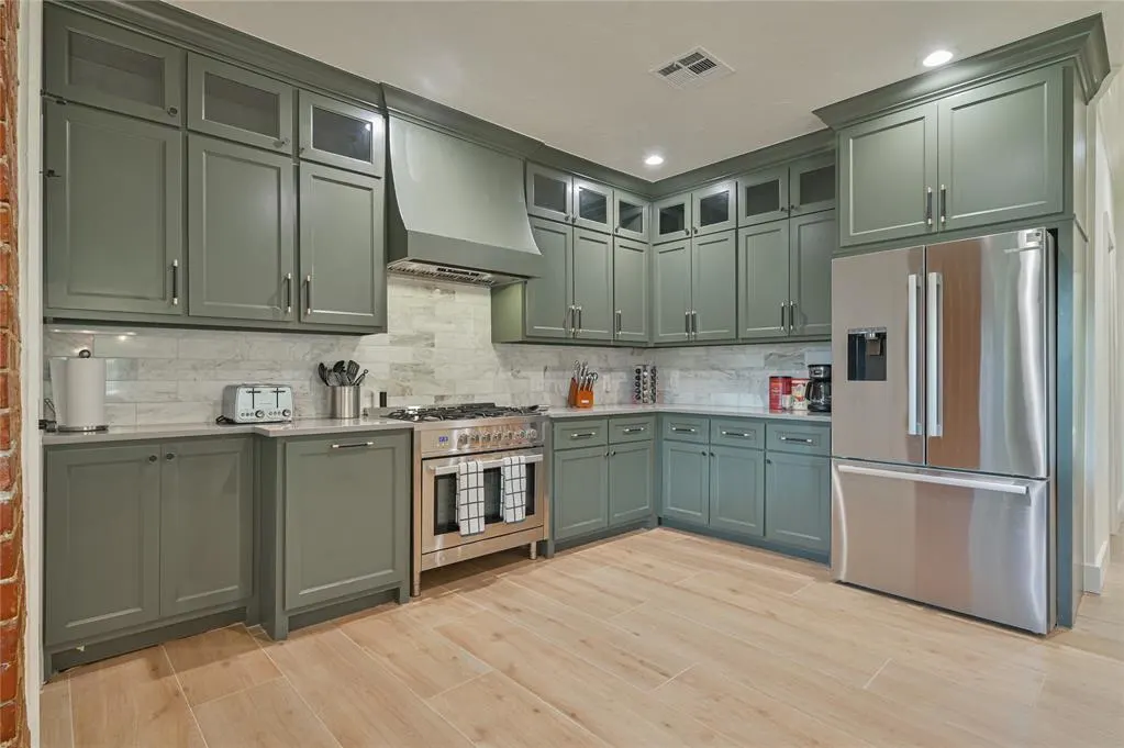 Photo 17 — 1129 NE 14 Street, Oklahoma City, OK 73117