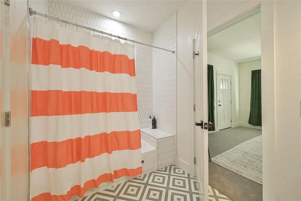 Photo 26 — 1129 NE 14 Street, Oklahoma City, OK 73117
