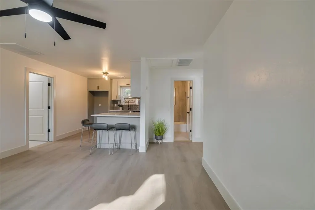 Photo 6 — 727 SE 19th Street, Oklahoma City, OK 73129