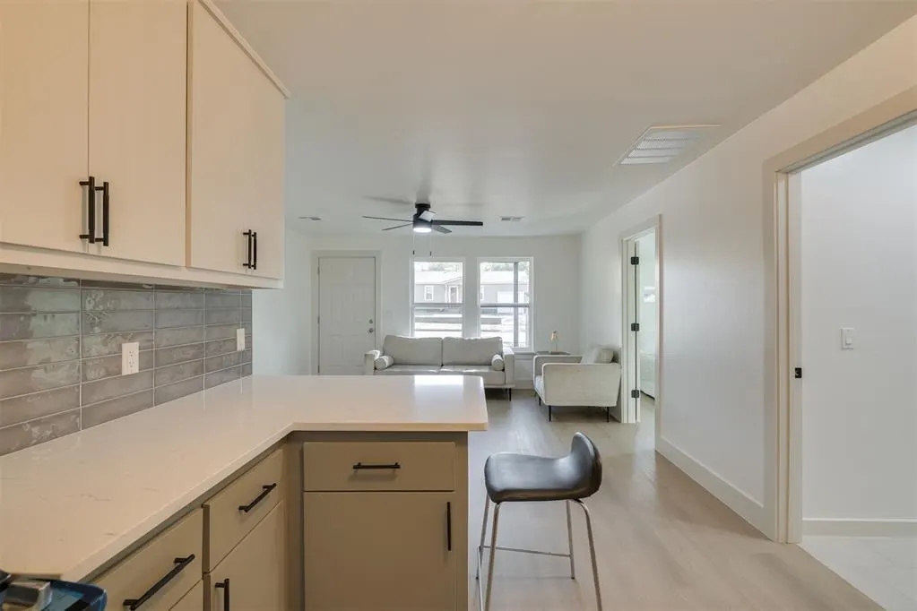 Photo 9 — 727 SE 19th Street, Oklahoma City, OK 73129