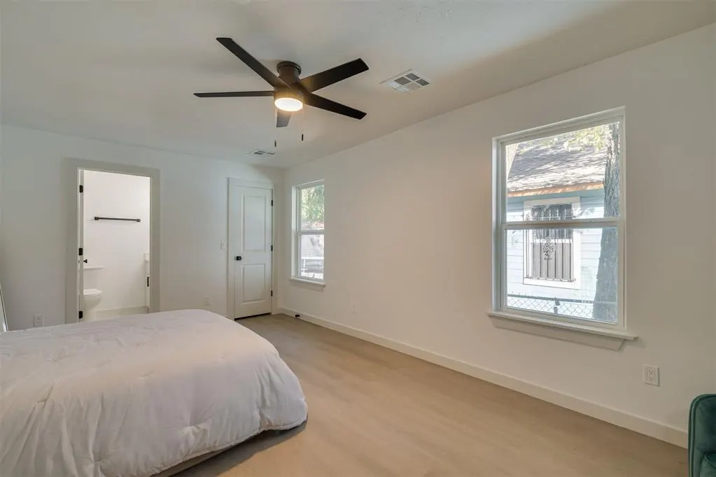Photo 16 — 727 SE 19th Street, Oklahoma City, OK 73129