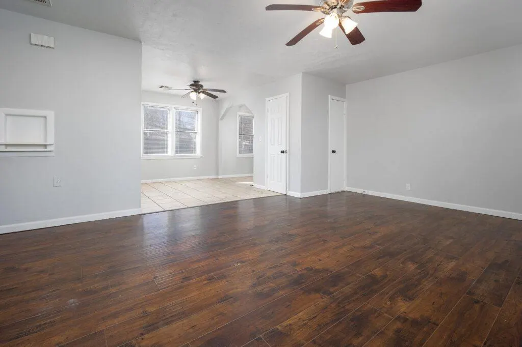 Photo 5 — 5940 NW 58th Terrace, Oklahoma City, OK 73122