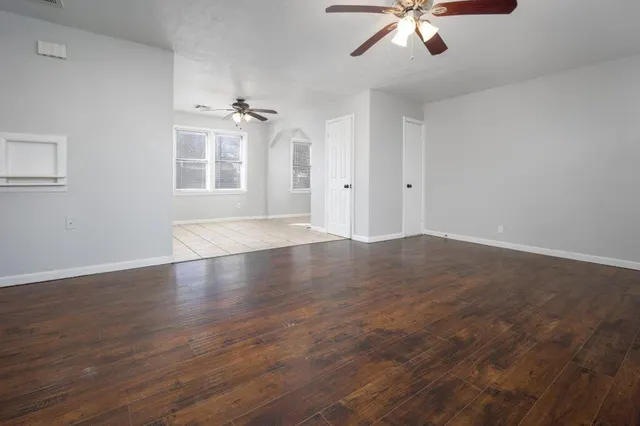 Photo 5 — 5940 NW 58th Terrace, Oklahoma City, OK 73122