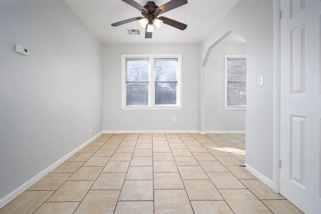 Photo 7 — 5940 NW 58th Terrace, Oklahoma City, OK 73122
