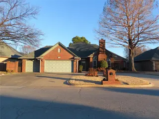 Sold home at 2509 SW 123rd Street