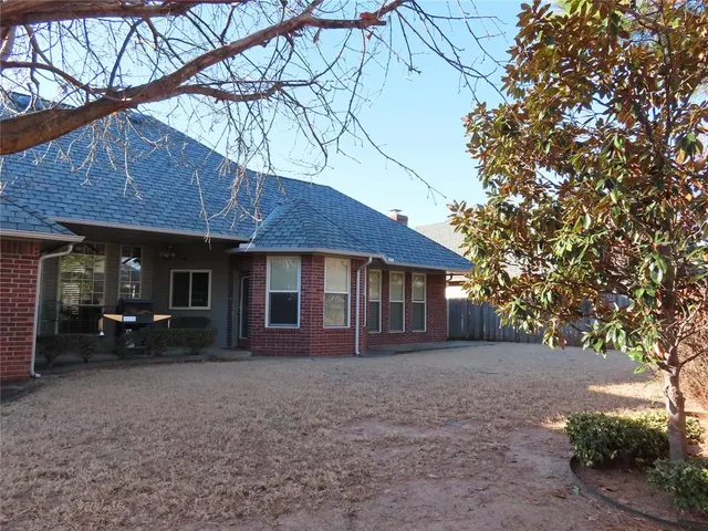 Photo 4 — 2509 SW 123rd Street, Oklahoma City, OK 73170