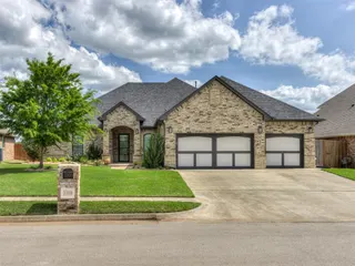 Sold home at 3108 Drake Crest Drive