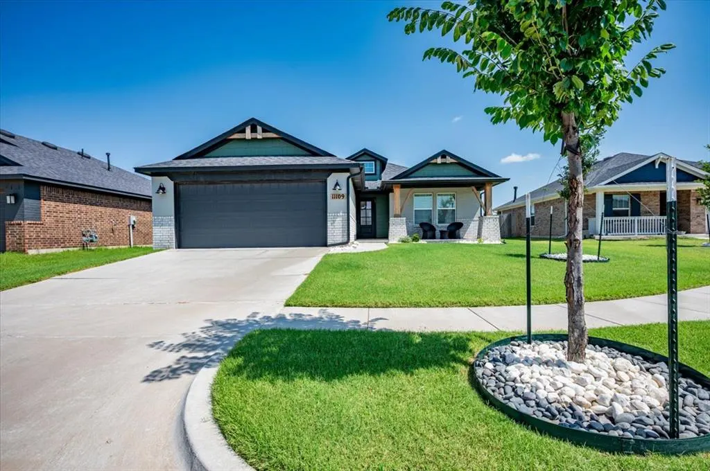 Front exterior — 11109 NW 136th Terrace, Yukon, OK 73099