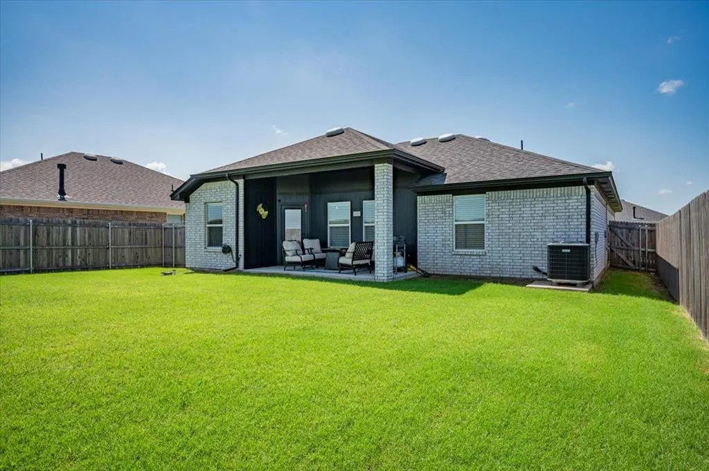Photo 26 — 11109 NW 136th Terrace, Yukon, OK 73099