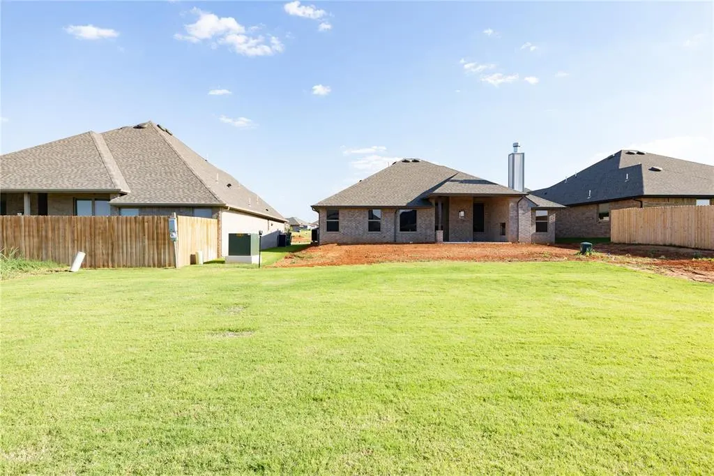 Photo 38 — 11504 NW 134th Street, Canadian, OK 73078