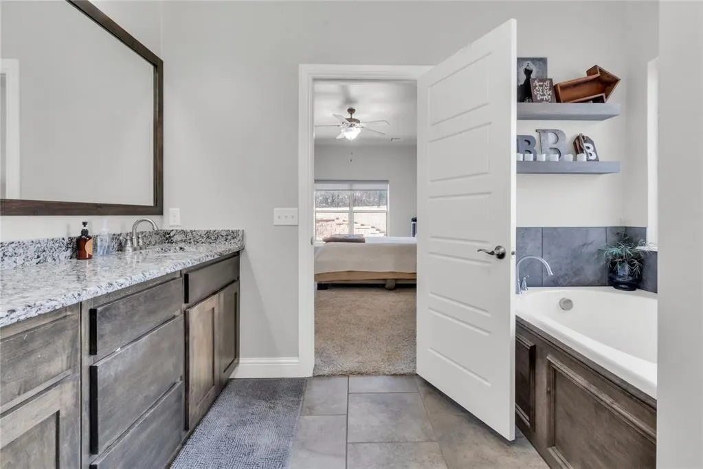 Photo 22 — 15625 Willow Bay Drive, Oklahoma City, OK 73165