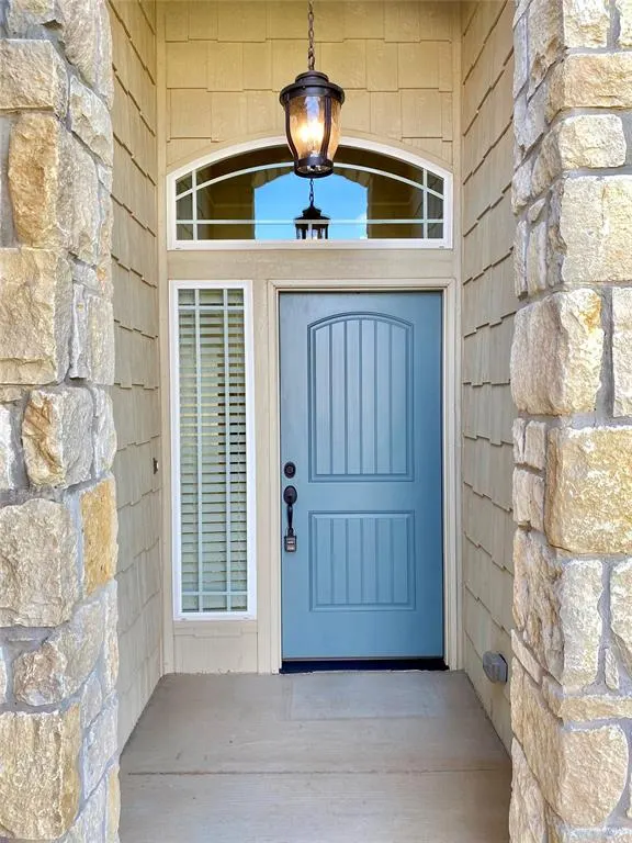Photo 3 — 15924 Capri Lane, Edmond, OK 73013