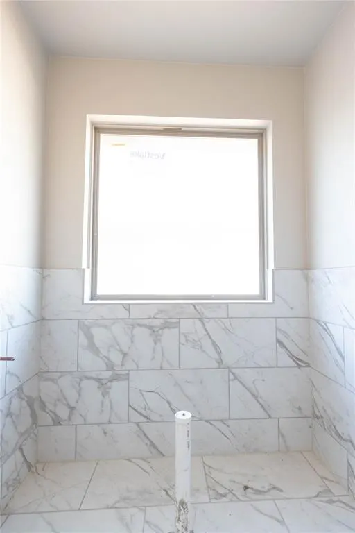 Photo 8 — 12509 SW 31st Street, Yukon, OK 73099