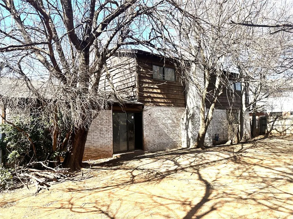 Photo 4 — 7212 Lancelot Place, Oklahoma City, OK 73132