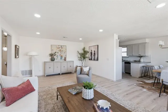 Photo 8 — 4607 NW 61st Street, Oklahoma City, OK 73122